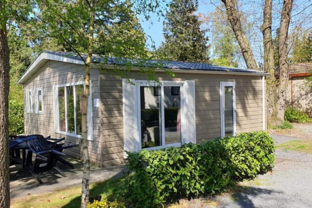 Mooi Chalet Op Prachtige Plek In Het Groen Voorthuizen Exterior photo